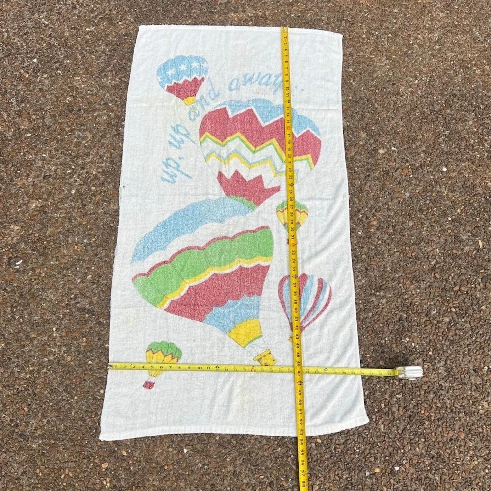 Vintage Elegant‎ Hot Air Balloon Terry Beach Towel Up Up and Away White Colorful